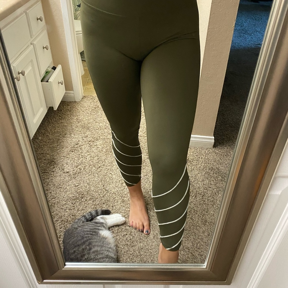Electric and Rose leggings